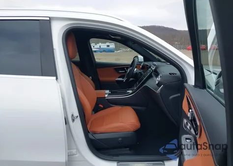 2023 Mercedes-Benz Glc 300 4Matic Suv from USA, damaged, VIN W1NKM4HBXPF029614